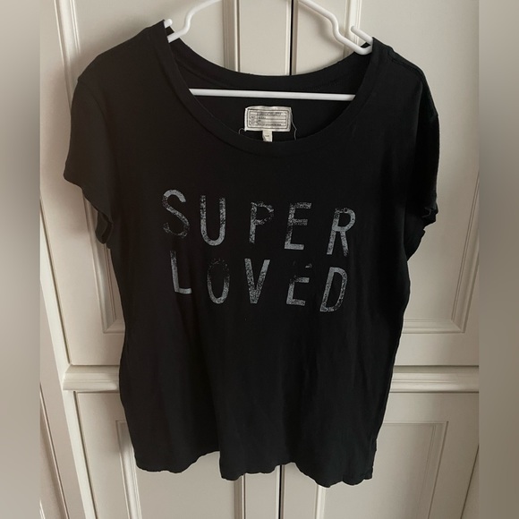 Distressed tee - Picture 1 of 3